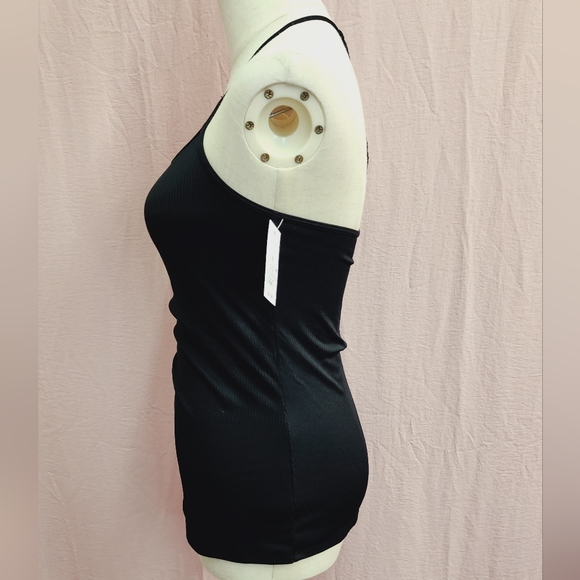 Gilligan & O'Malley Women's Crisscross Racerback Ribbed Tank Top - Picture 3 of 6